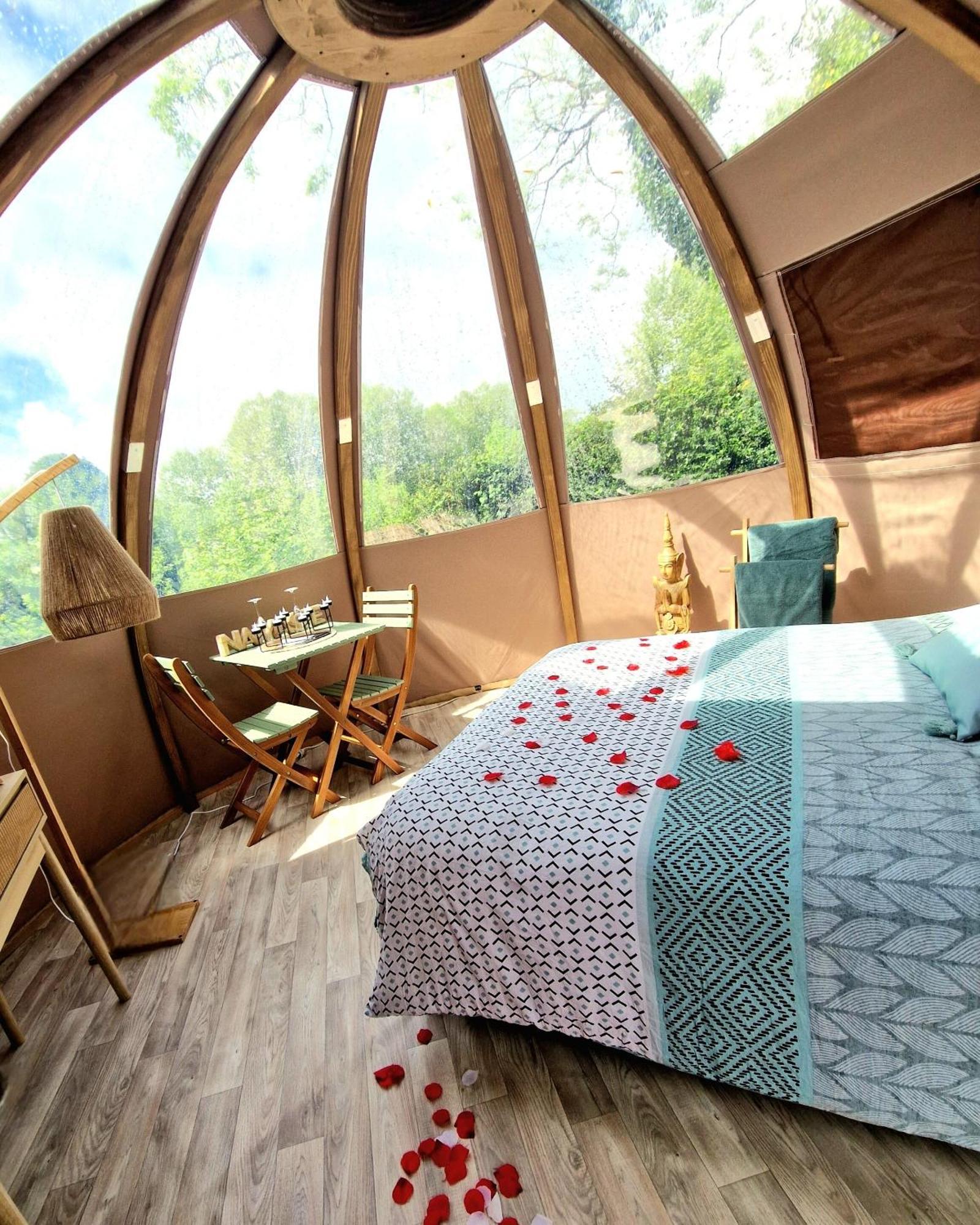 Bed and Breakfast Les Nuits De Cassiopee Sorde-lʼAbbaye Pokoj fotografie